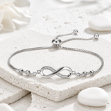 Carlotta™ — Bransoletka infinity